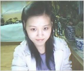 被網戀俘虜的小姑娘